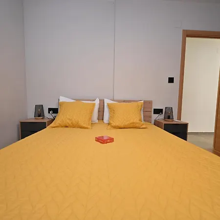 Golden-Apartment Torrevieja Exterior photo